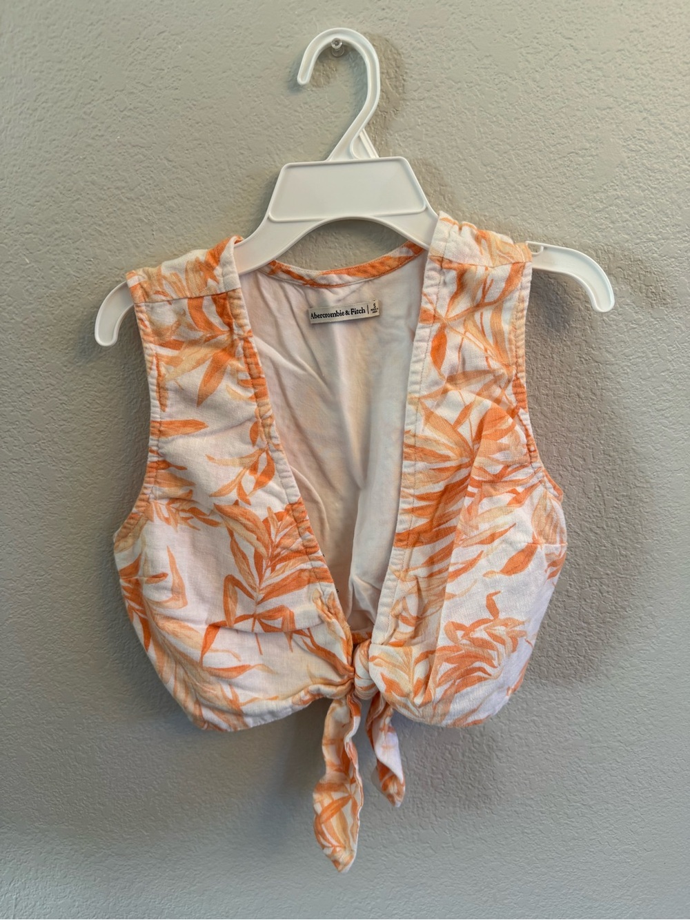 Abercrombie & Fitch Tropical Palm Linen-Blend Tie-Front Crop Top Size S